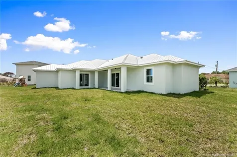 6225 NW Odate Court Port St Lucie FL 34983