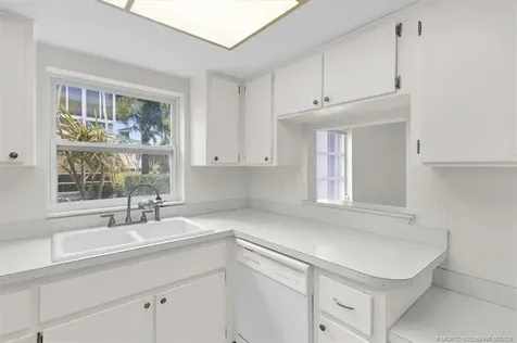 2950 SE Ocean Boulevard Stuart FL 34996