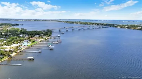 2950 SE Ocean Boulevard Stuart FL 34996