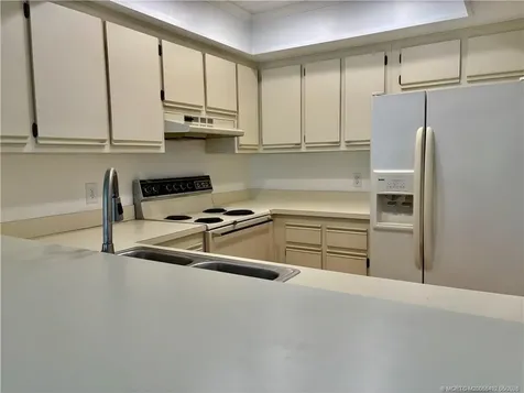 802 SE Central Parkway Stuart FL 34994