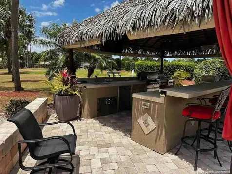 441 NW Sandtrap Lane Port St Lucie FL 34986
