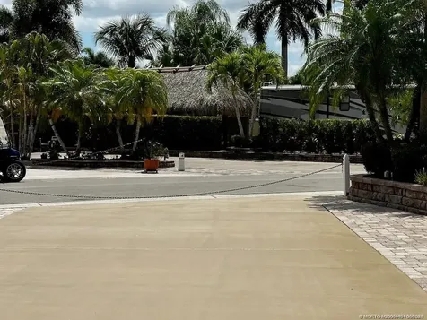 440 NW Sandtrap Lane Port St Lucie FL 34986