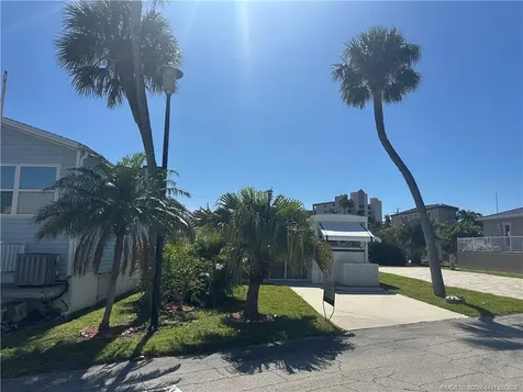 10725 S Ocean Drive Jensen Beach FL 34957