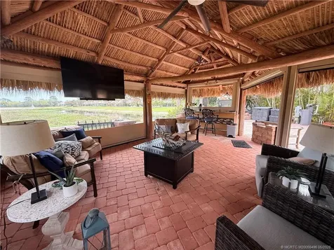83 NW Putter Pointe Port St Lucie FL 34986