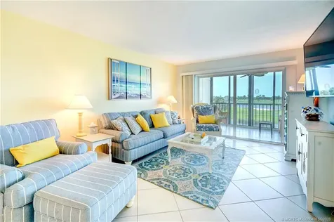 40 NE Plantation Road Stuart FL 34996