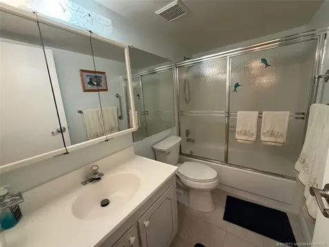2950 SE Ocean Boulevard Stuart FL 34996