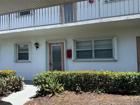 2950 SE Ocean Boulevard Stuart FL 34996