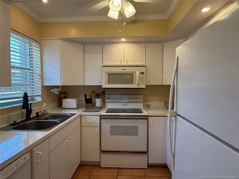 2950 SE Ocean Boulevard Stuart FL 34996