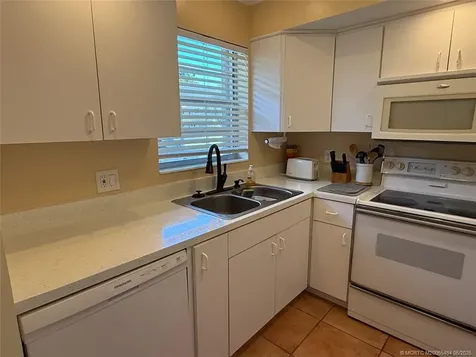 2950 SE Ocean Boulevard Stuart FL 34996