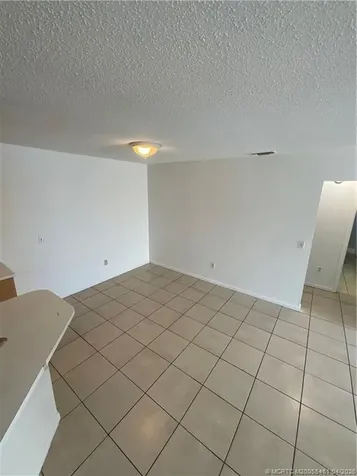 402 S 14th Street Fort Pierce FL 34950