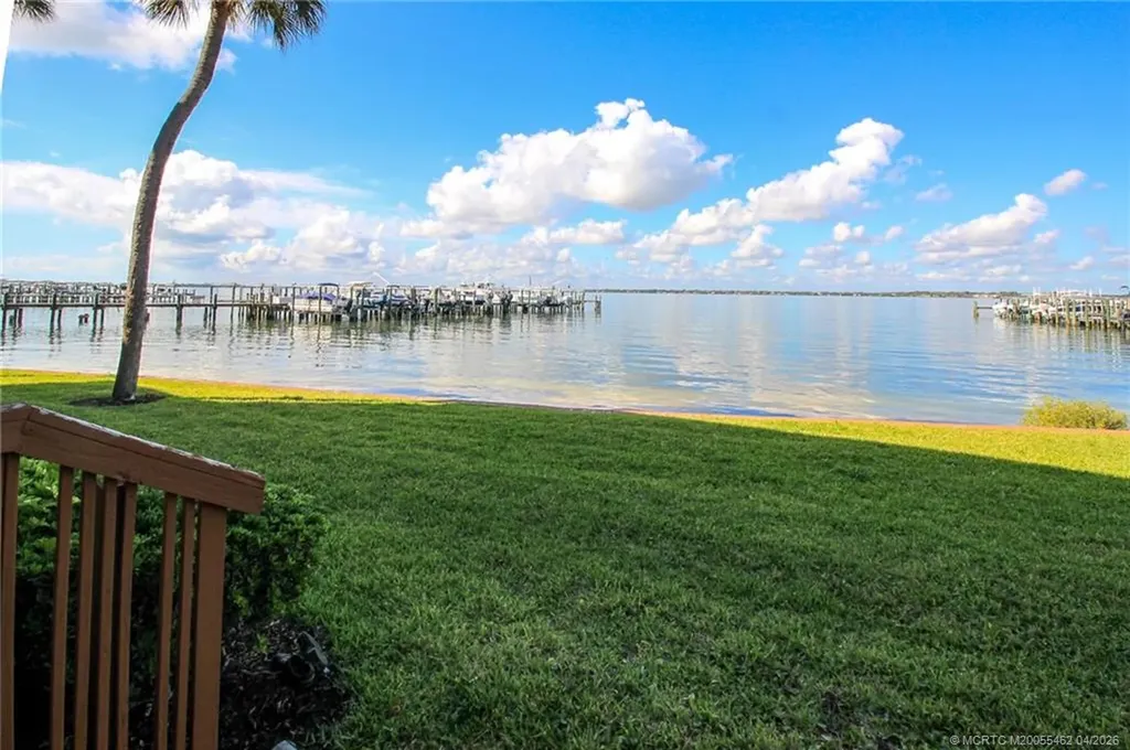 4540 NE Sandpebble Trace Stuart FL 34996