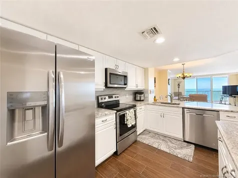 5051 N Highway A1a Fort Pierce FL 34949
