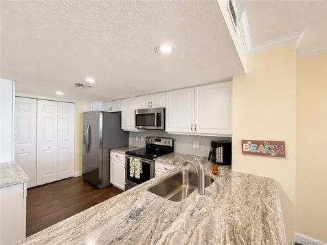 5051 N Highway A1a Fort Pierce FL 34949