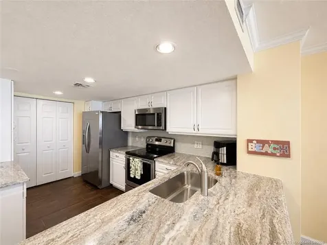5051 N Highway A1a Fort Pierce FL 34949