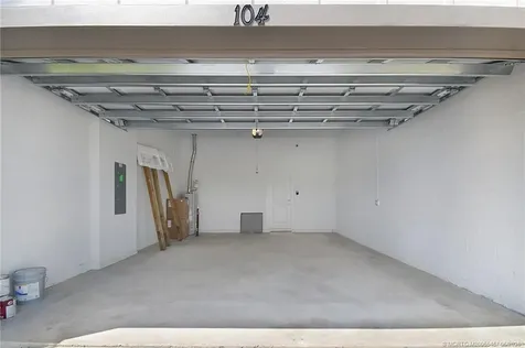104 SE Strada Cervaro Port St Lucie FL 34952