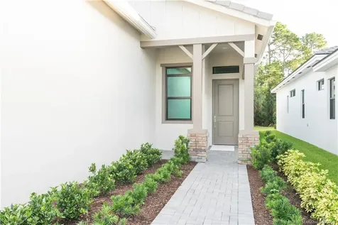 104 SE Strada Cervaro Port St Lucie FL 34952