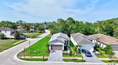 104 SE Strada Cervaro Port St Lucie FL 34952