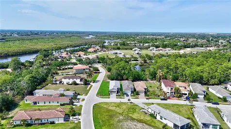 104 SE Strada Cervaro Port St Lucie FL 34952