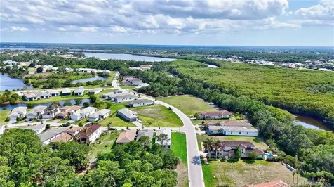 104 SE Strada Cervaro Port St Lucie FL 34952