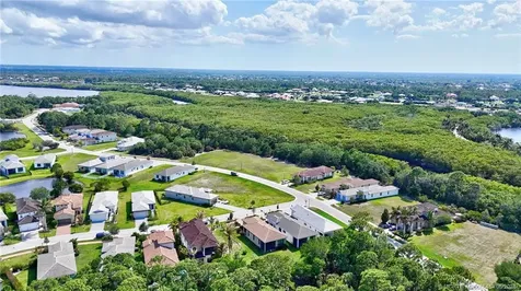 104 SE Strada Cervaro Port St Lucie FL 34952