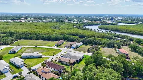 104 SE Strada Cervaro Port St Lucie FL 34952
