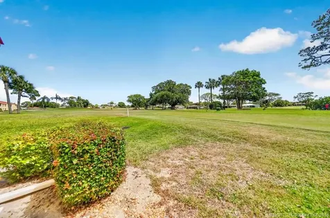5323 SE Miles Grant Road Stuart FL 34997