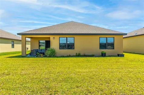9808 SW Triton Way Port St Lucie FL 34987
