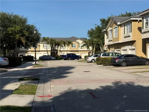 1560 SE Hampshire Way Stuart FL 34994