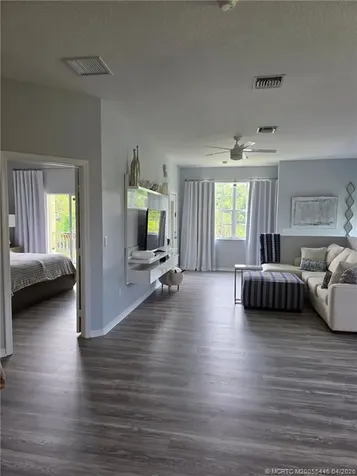 1560 SE Hampshire Way Stuart FL 34994
