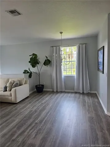 1560 SE Hampshire Way Stuart FL 34994