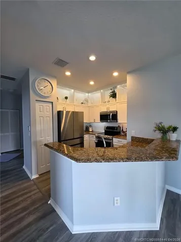 1560 SE Hampshire Way Stuart FL 34994