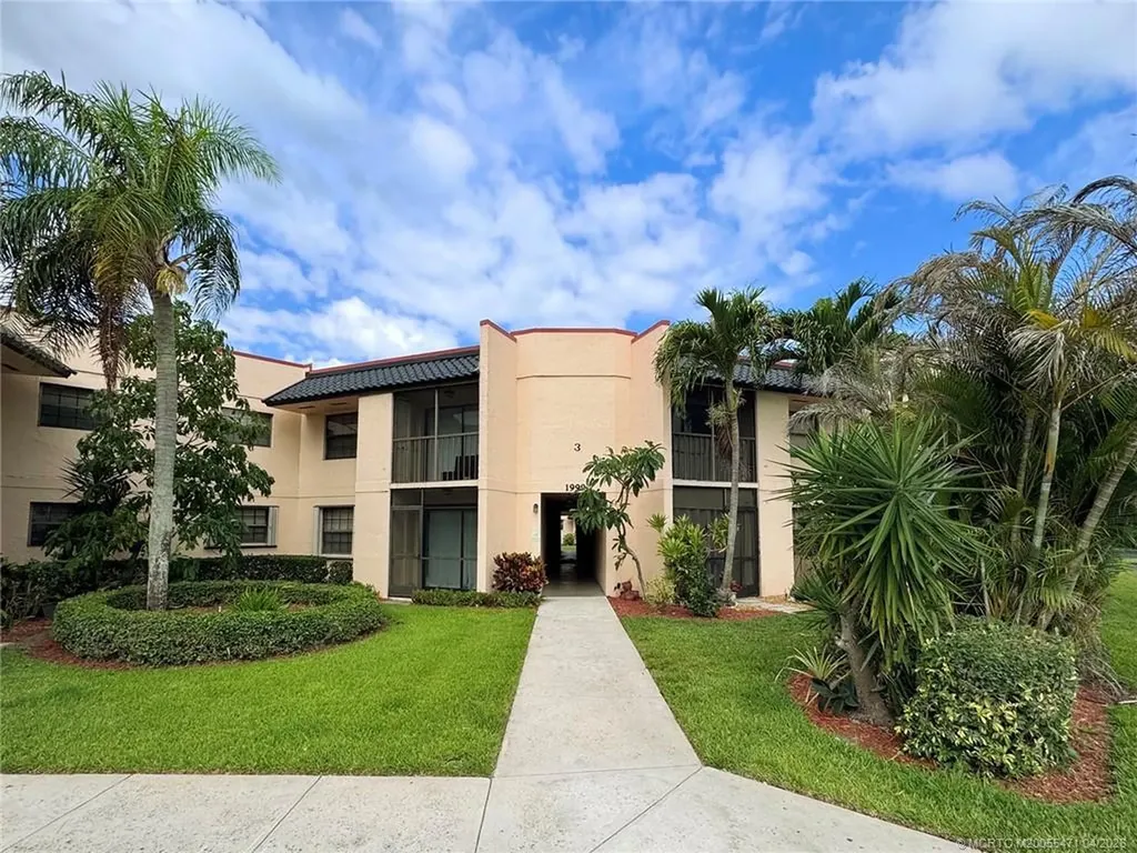 1999 NE Collins Circle Jensen Beach FL 34957