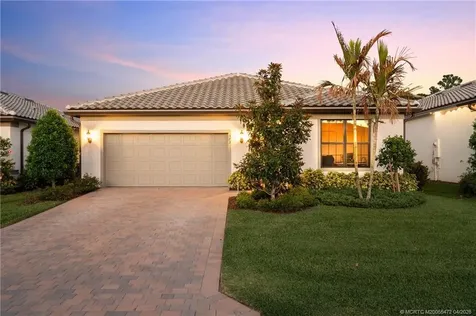 373 SE Filoli Drive Port St Lucie FL 34984