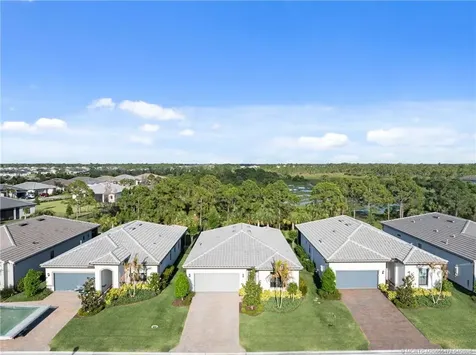 373 SE Filoli Drive Port St Lucie FL 34984