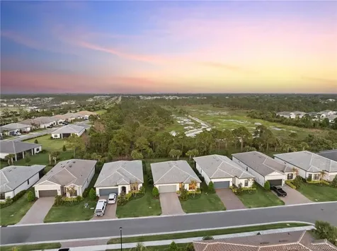 373 SE Filoli Drive Port St Lucie FL 34984