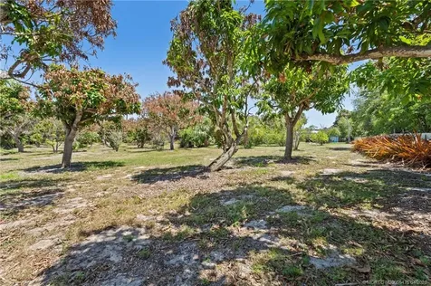2614 NE Palm Avenue Jensen Beach FL 34957