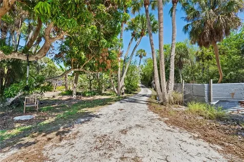 2614 NE Palm Avenue Jensen Beach FL 34957