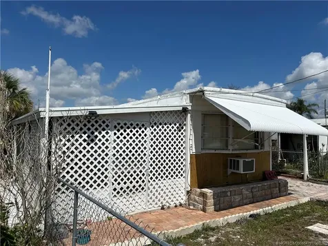1574 NE Oriole Avenue Stuart FL 34994