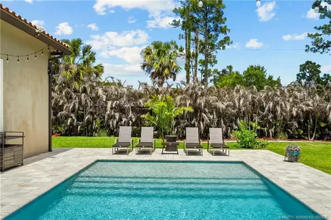 5023 SW Martin Commons Way Palm City FL 34990