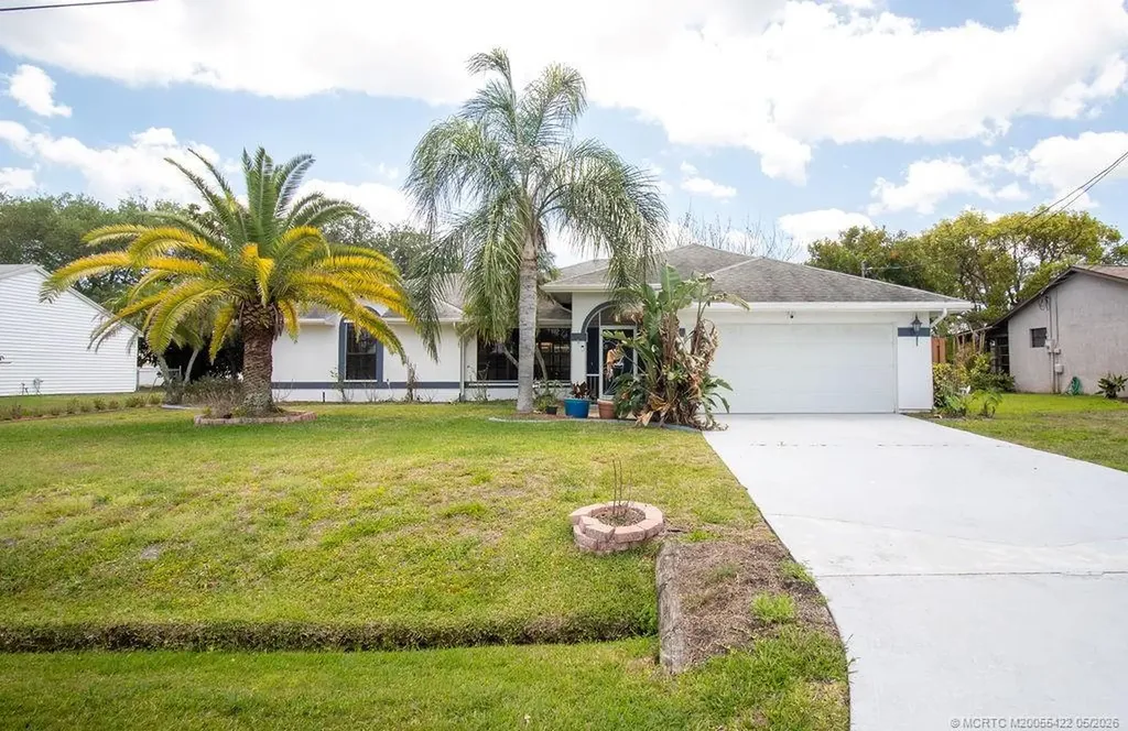 2274 SE Tiffany Avenue Port St Lucie FL 34952