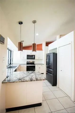 2274 SE Tiffany Avenue Port St Lucie FL 34952