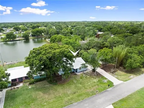 7005 Salerno Road Fort Pierce FL 34951