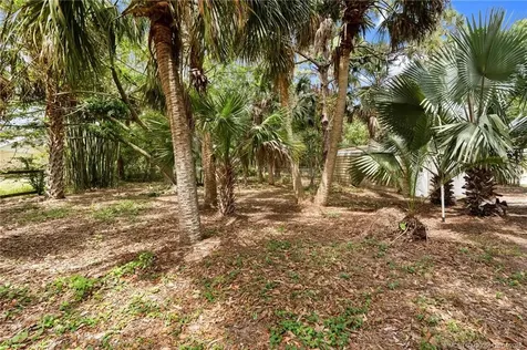 7005 Salerno Road Fort Pierce FL 34951