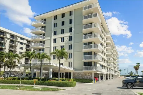 125 Ocean Avenue Palm Beach Shores FL 33404