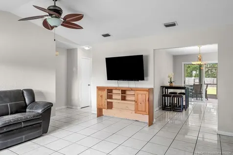 3143 SE Banyan Street Stuart FL 34997