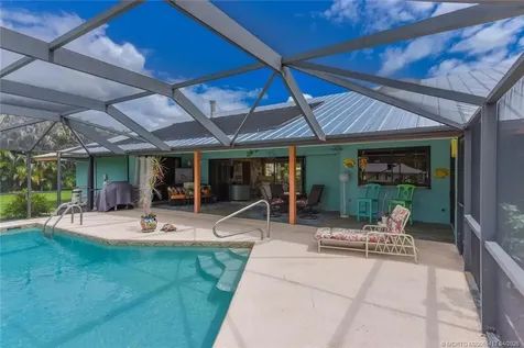 2142 SE Bryson Avenue Port St Lucie FL 34952