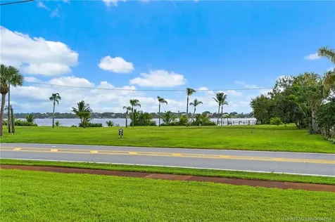 1800 SE Saint Lucie Boulevard Stuart FL 34996