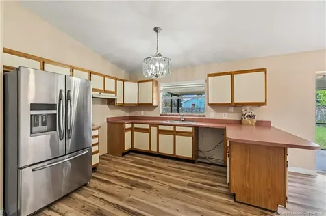 6285 SE Highland Avenue Stuart FL 34997