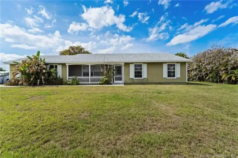 6285 SE Highland Avenue Stuart FL 34997