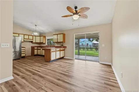 6285 SE Highland Avenue Stuart FL 34997